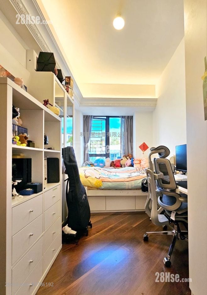 Parc Inverness Sell 3 Bedrooms 1,534 ft²