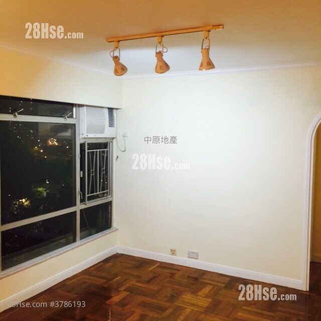 鲤景湾 租盘 2 房 , 1 浴室 485 平方尺