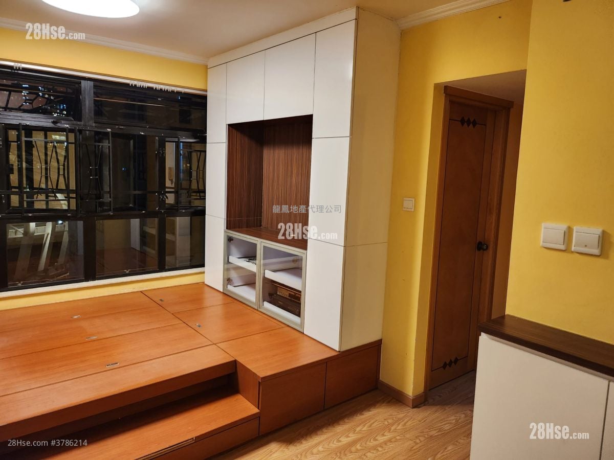 Prosperous Garden Sell 2 Bedrooms , 1 Bathroom 478 ft²