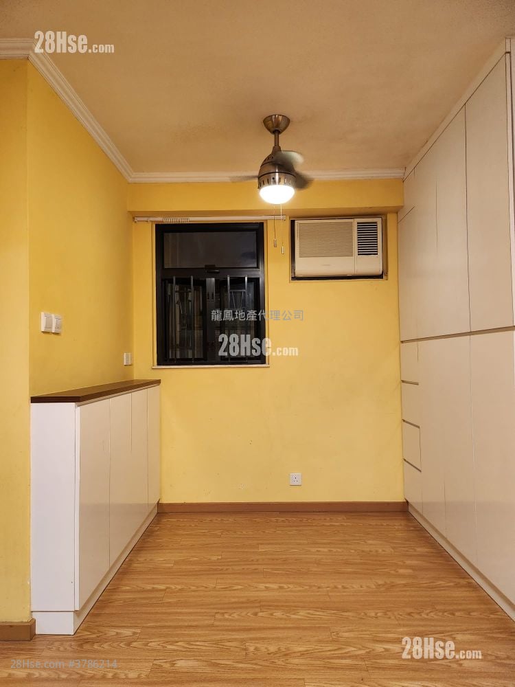 Prosperous Garden Sell 2 Bedrooms , 1 Bathroom 478 ft²