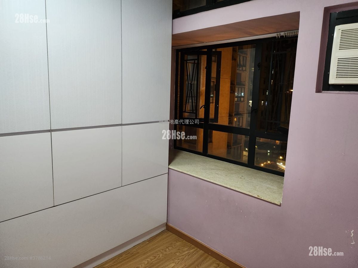 Prosperous Garden Sell 2 Bedrooms , 1 Bathroom 478 ft²