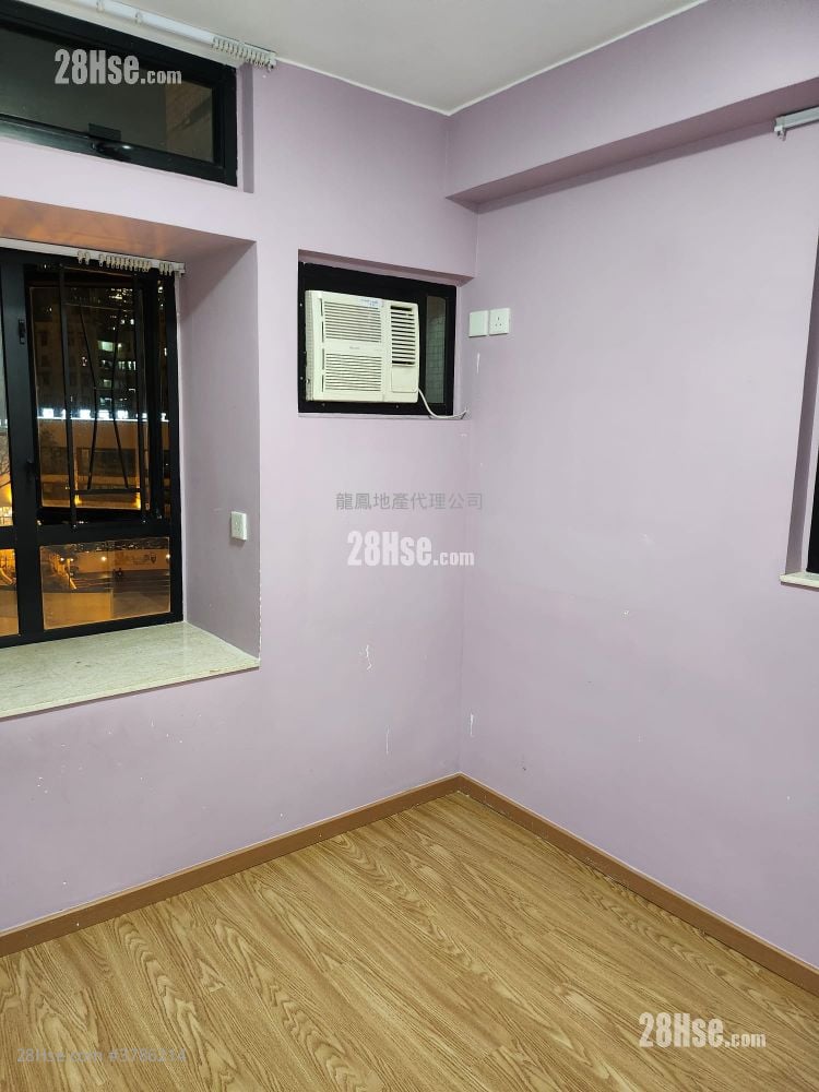 Prosperous Garden Sell 2 Bedrooms , 1 Bathroom 478 ft²