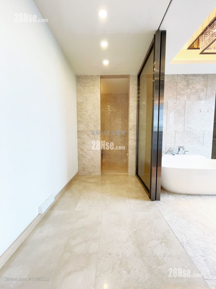 星岸 售盘 5+ 房 , 4 浴室 2,431 平方尺