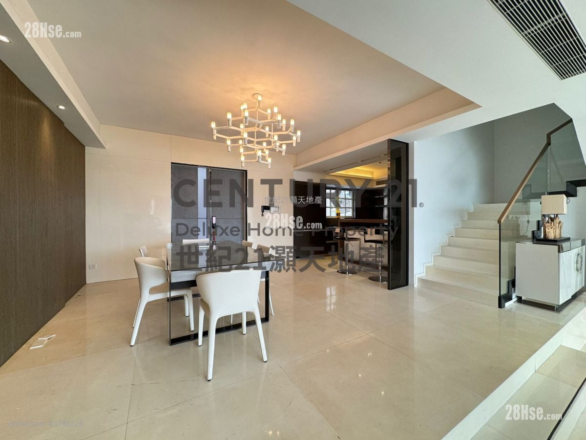 比华利山别墅 售盘 5+ 房 , 3 浴室 3,130 平方尺