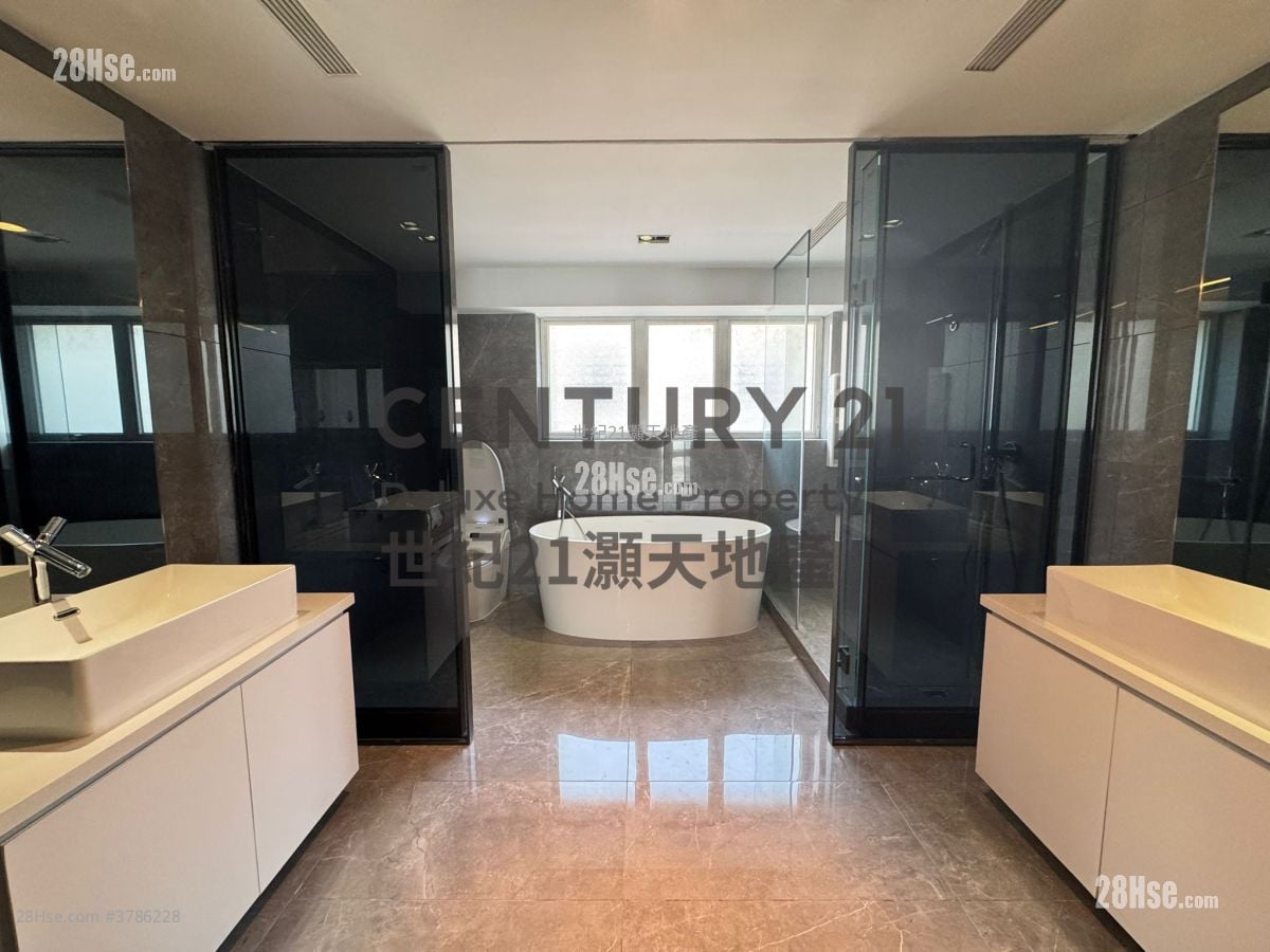 比华利山别墅 售盘 5+ 房 , 3 浴室 3,130 平方尺