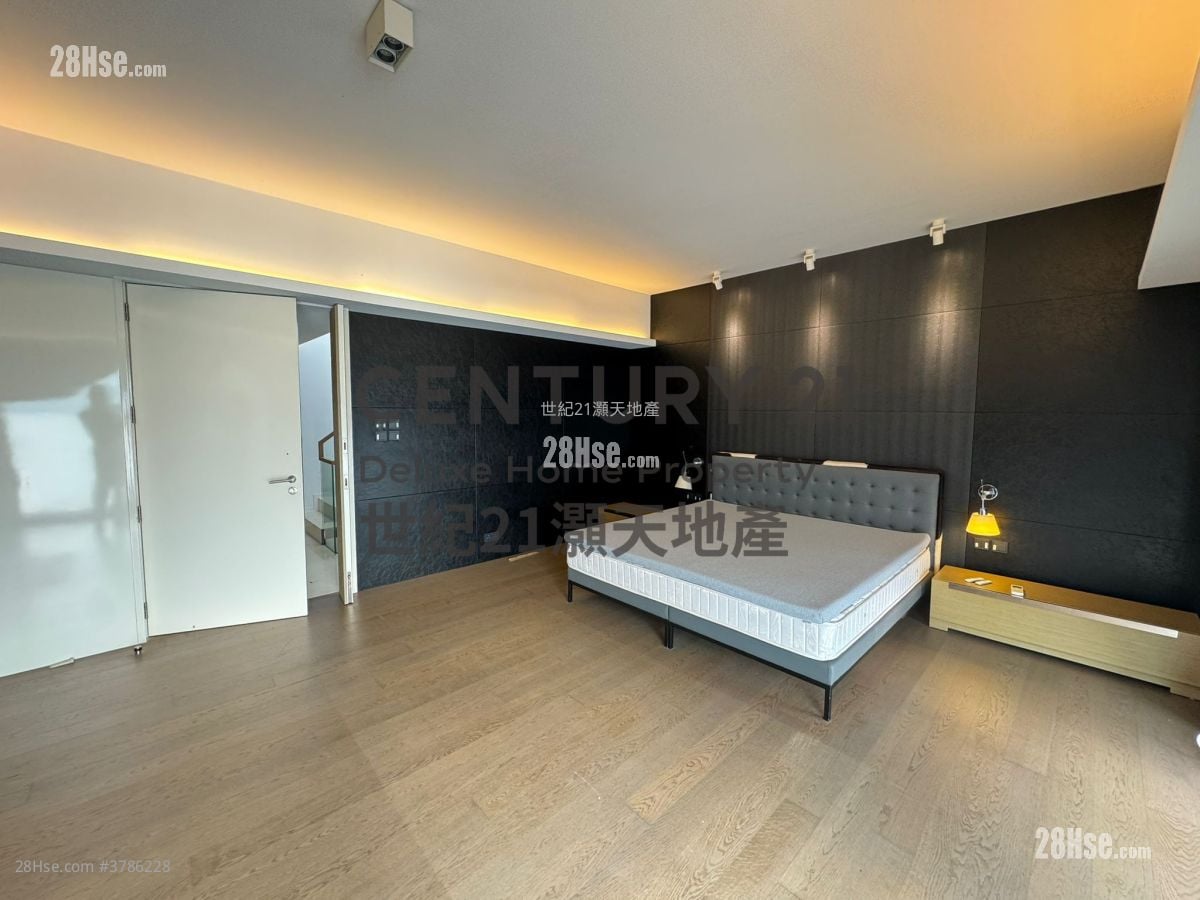 比华利山别墅 售盘 5+ 房 , 3 浴室 3,130 平方尺