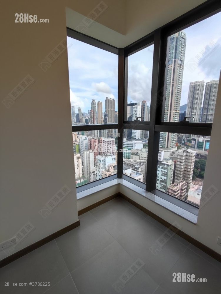 AVA228 租盘 1 房 , 1 浴室 249 平方尺