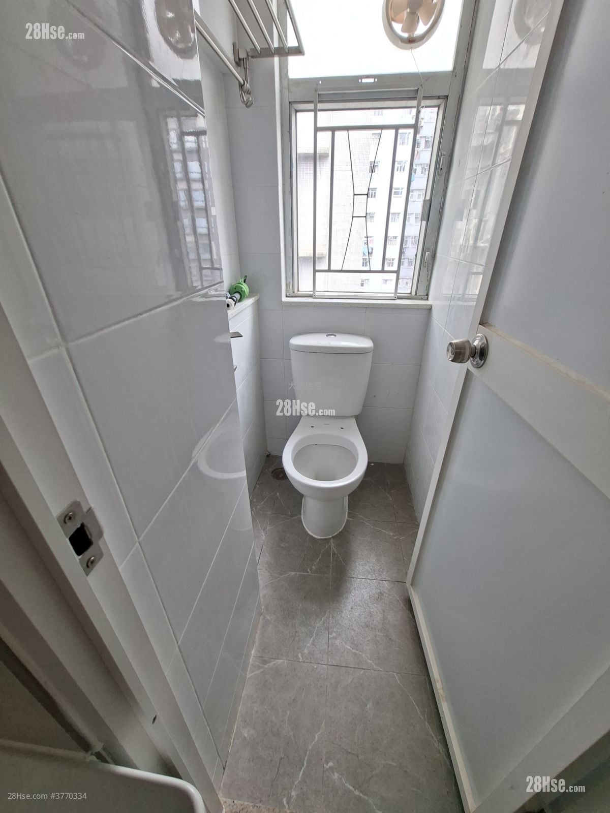 得如楼大厦 售盘 2 房 , 2 浴室 361 平方尺