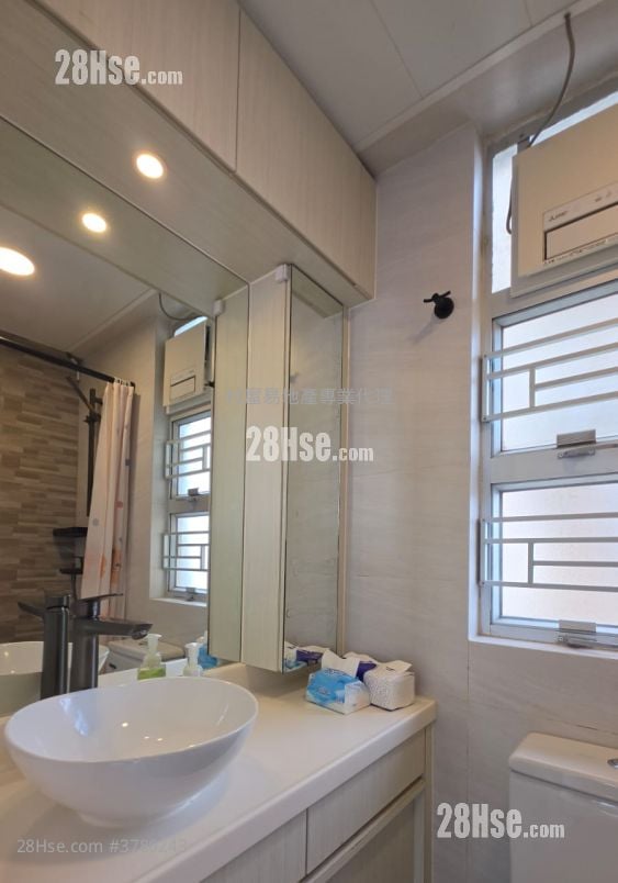 东辉阁 租盘 2 房 , 1 浴室 284 平方尺