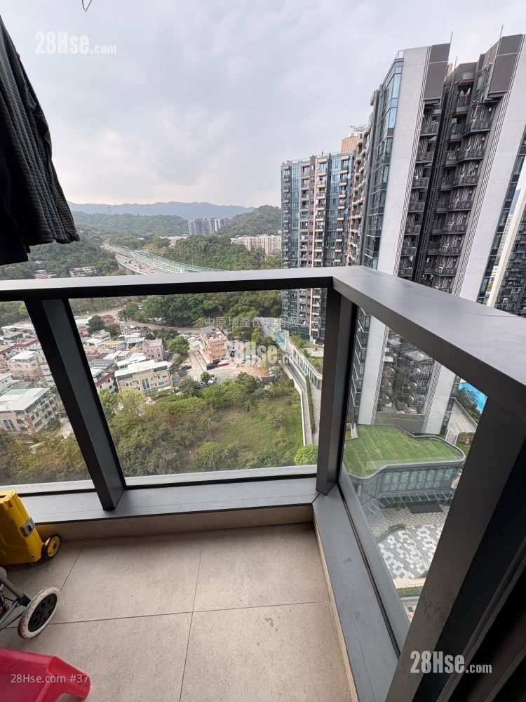 The Regent Rental 3 Bedrooms 750 ft²