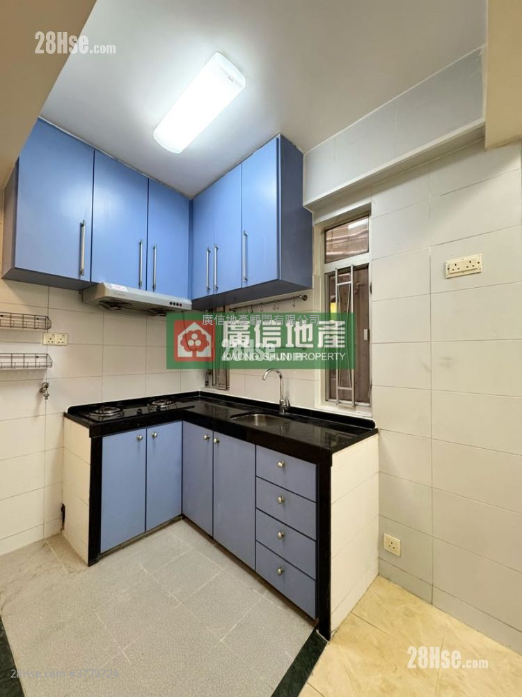 Kwong Yuen Building Rental 2 Bedrooms , 1 Bathroom 337 ft²