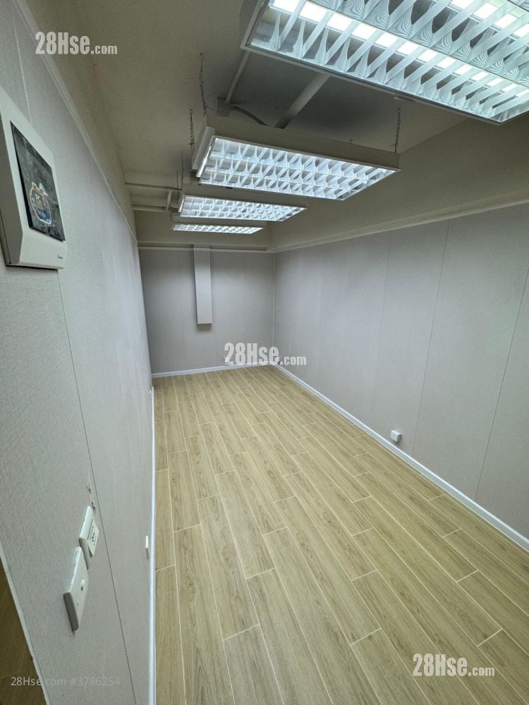 荣吉工业大厦 租盘 开放式间隔 150 平方尺