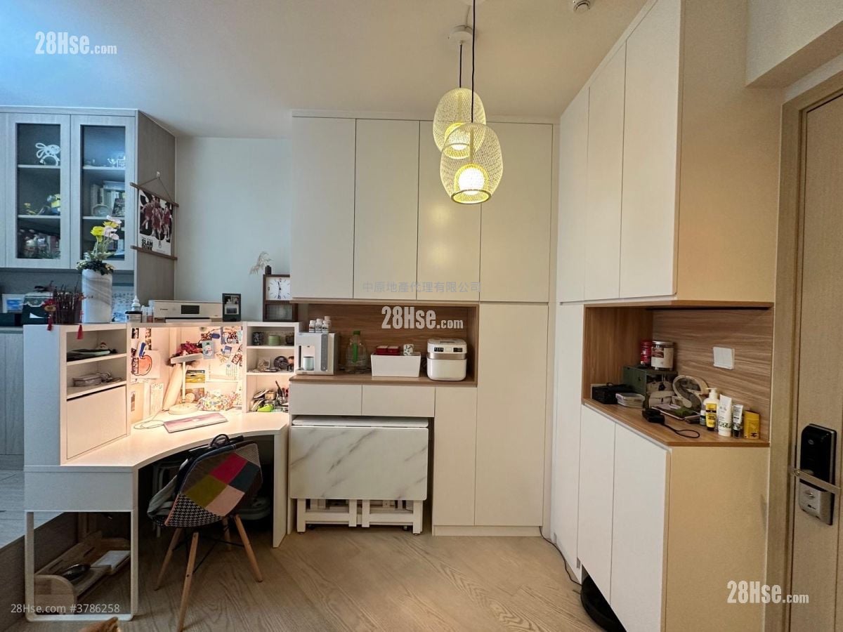 The Regent Sell 1 Bedroom 373 ft²