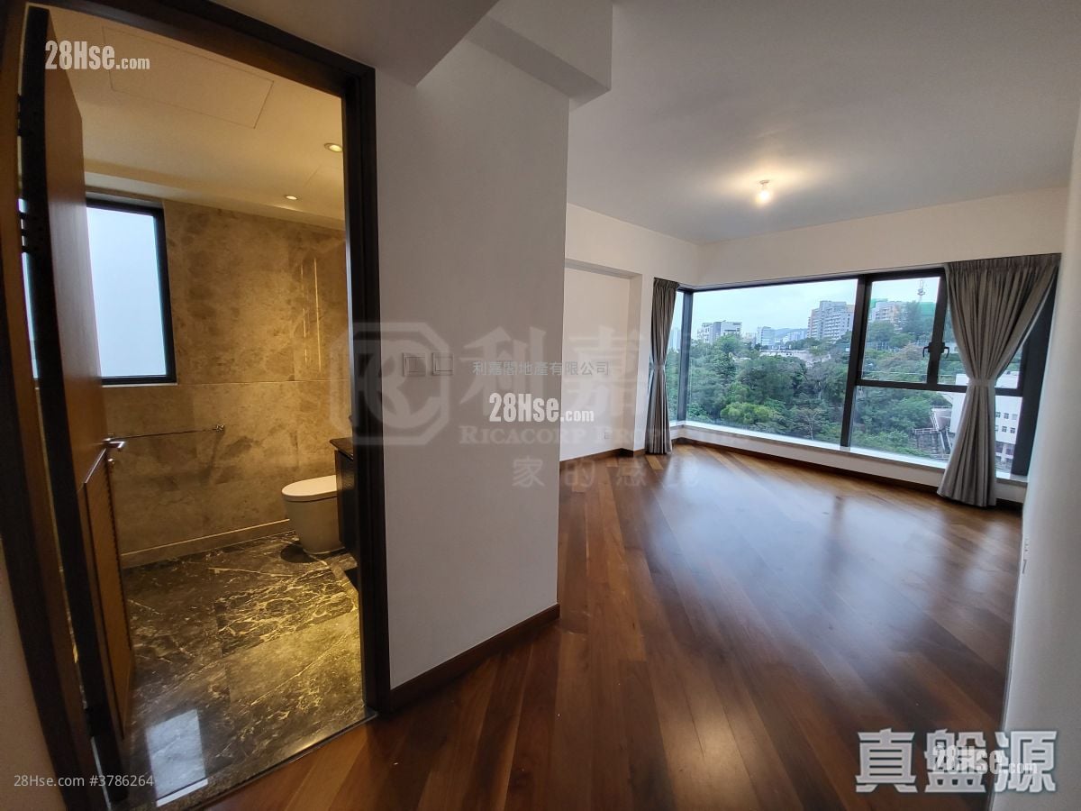 Parc Inverness Sell 4 Bedrooms 1,733 ft²