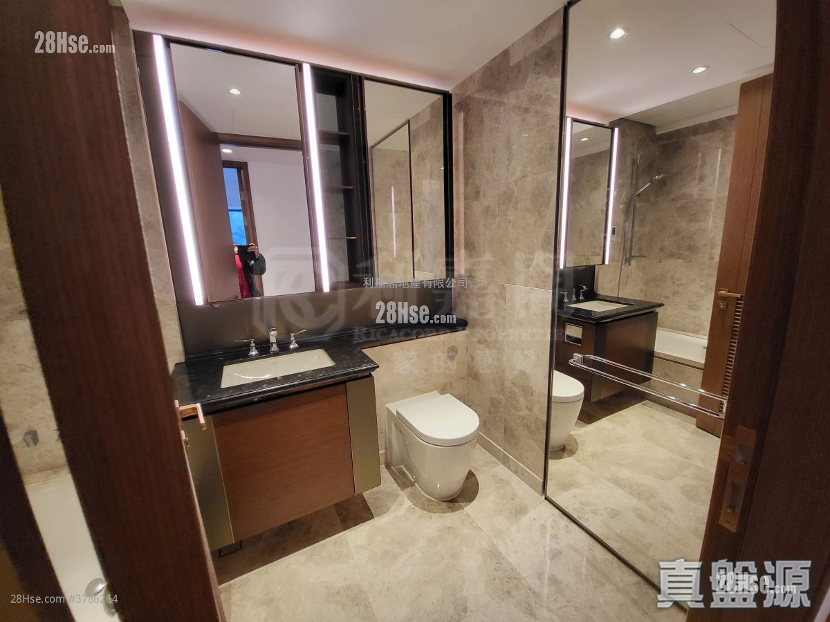 Parc Inverness Sell 4 Bedrooms 1,733 ft²