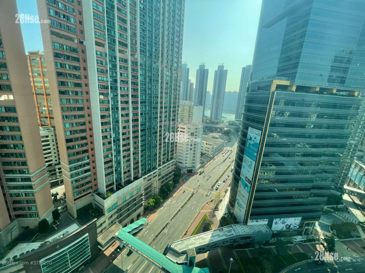 康睦庭园 售盘 3 房 , 2 浴室 637 平方尺