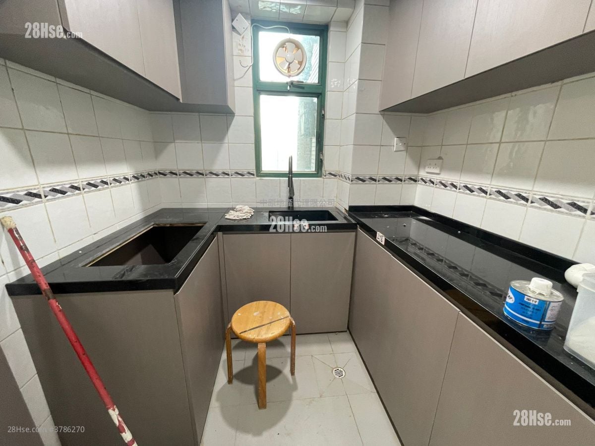 康睦庭园 售盘 3 房 , 2 浴室 637 平方尺