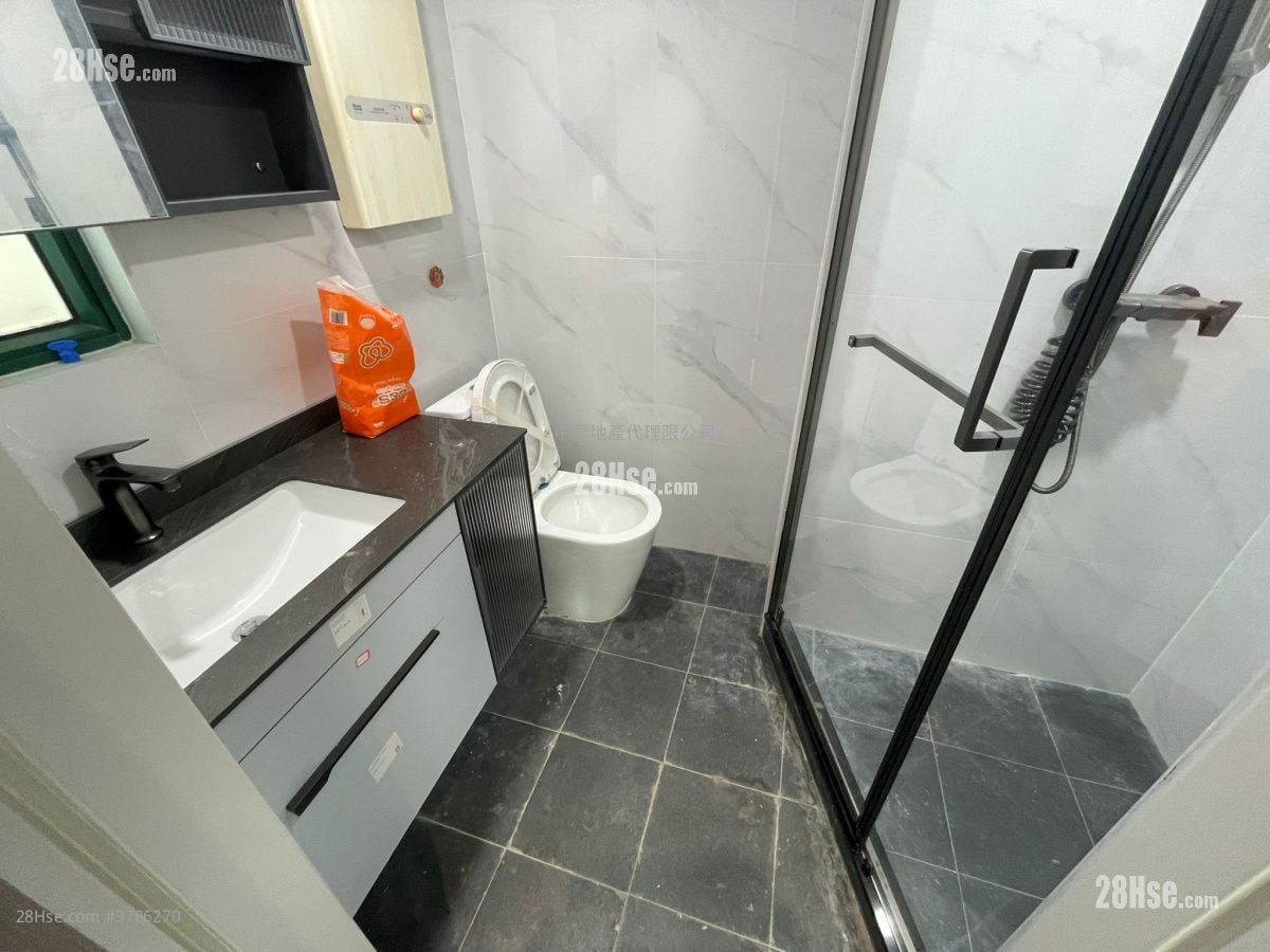 康睦庭园 售盘 3 房 , 2 浴室 637 平方尺