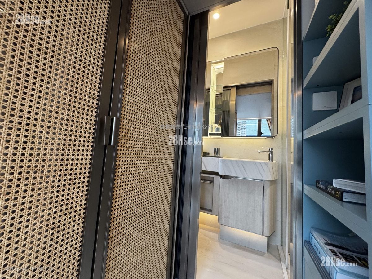 Coasto 租盘 开放式间隔 , 1 浴室 287 平方尺