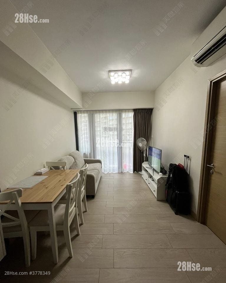 Century Link Sell 1 Bedroom , 1 Bathroom 379 ft²