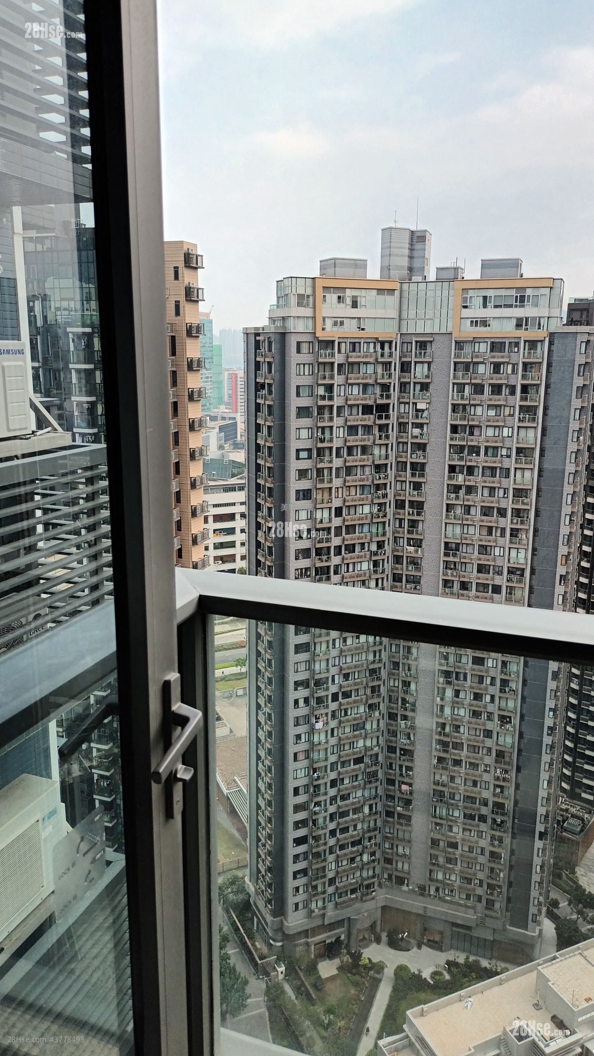 Victoria Skye Rental Studio , 1 Bathroom 266 ft²