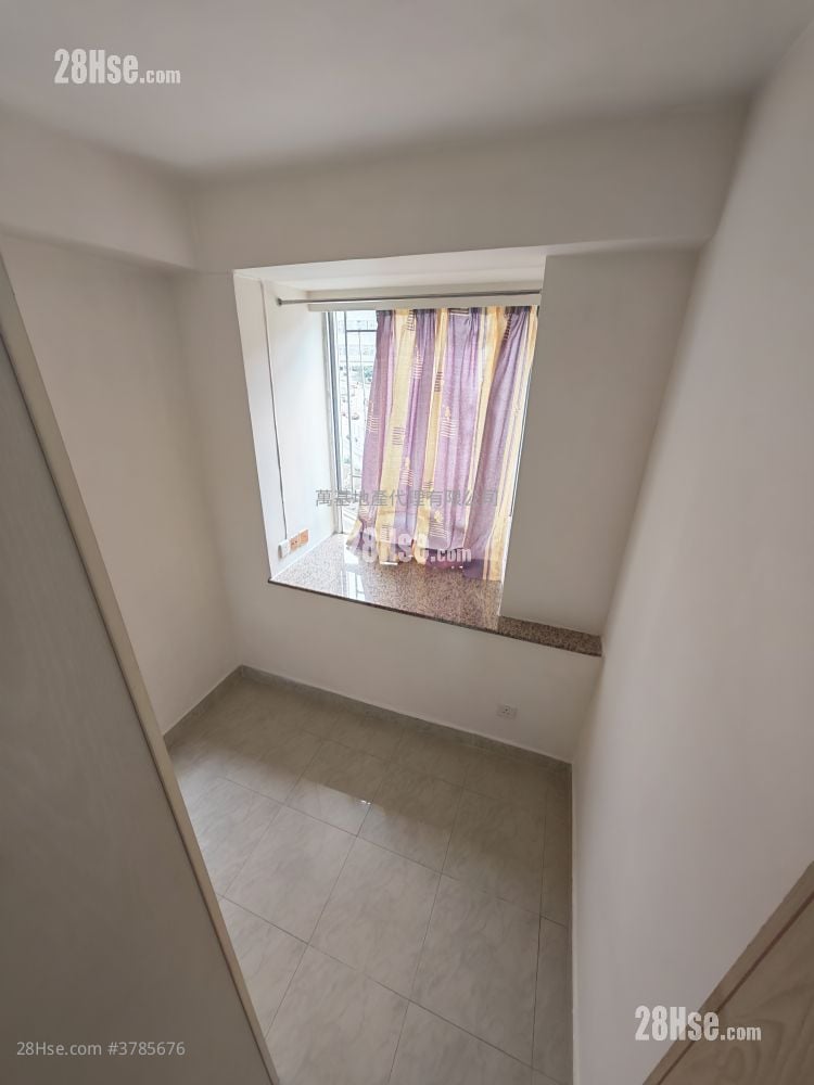 康辉大厦 售盘 2 房 , 1 浴室 271 平方尺