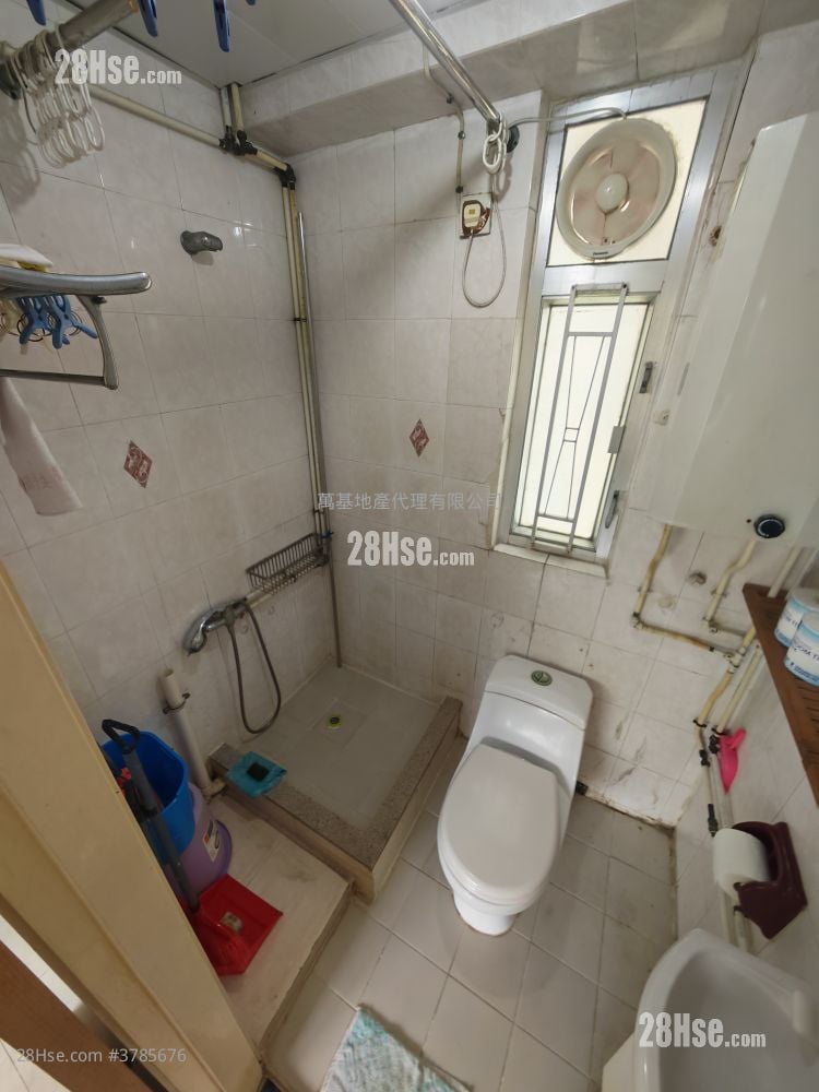 康辉大厦 售盘 2 房 , 1 浴室 271 平方尺