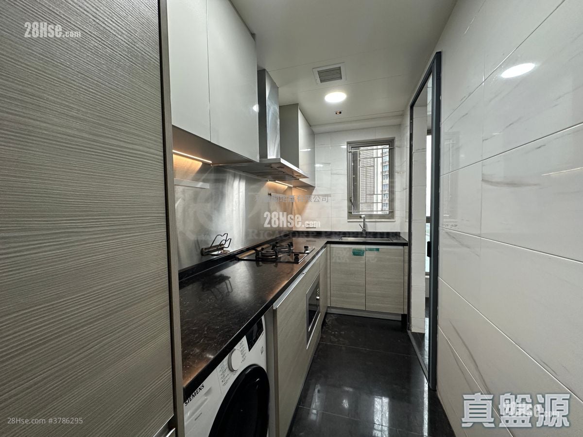 海之恋 租盘 3 房 , 2 浴室 772 平方尺