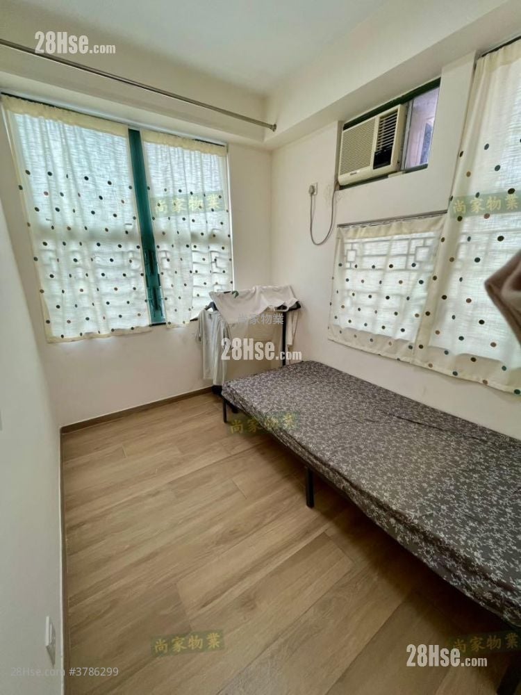 Beauty Court Rental 2 Bedrooms , 1 Bathroom
