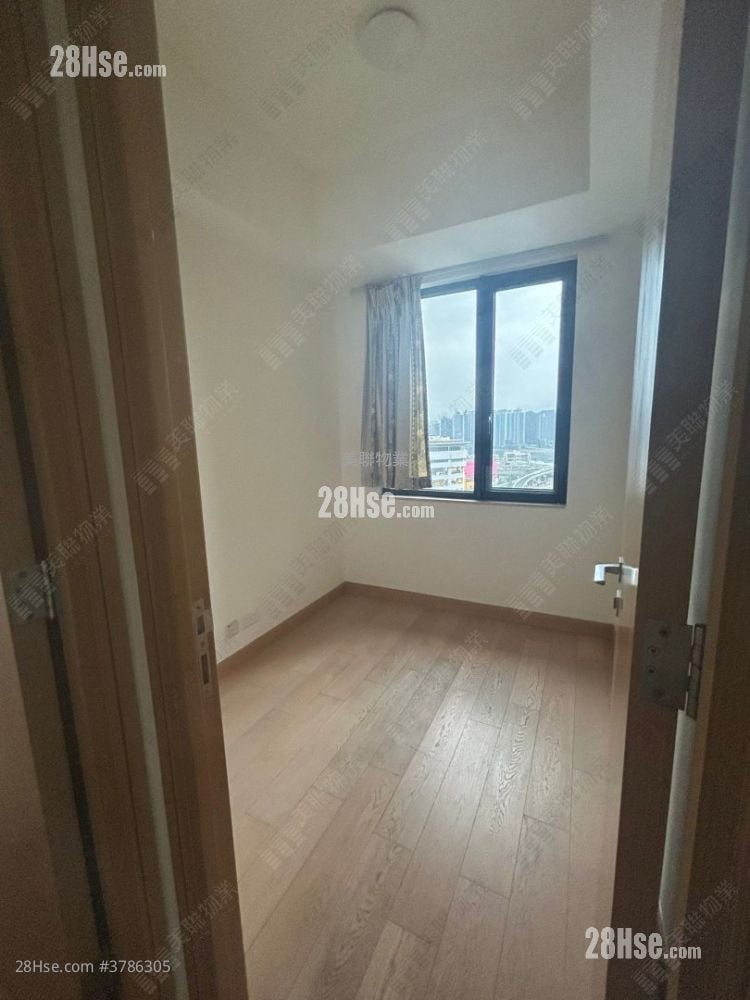 K.city Rental 632 ft²