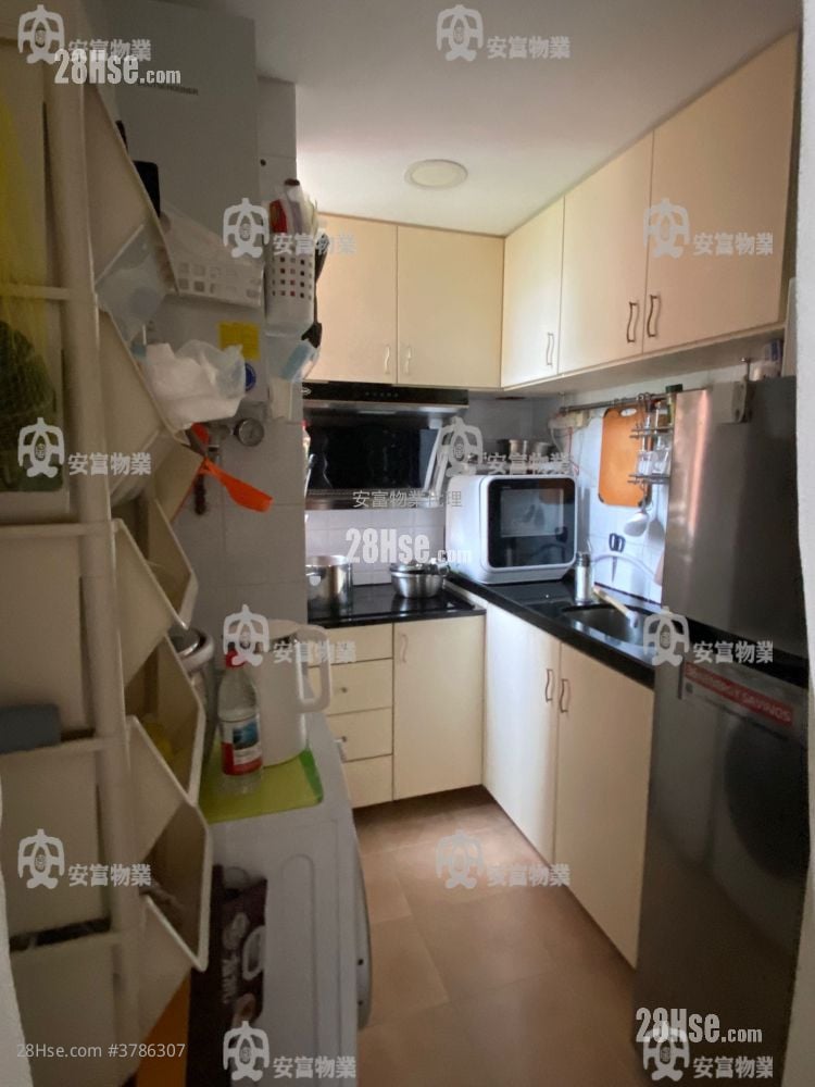 Greenery Plaza Rental 1 Bedroom 294 ft²