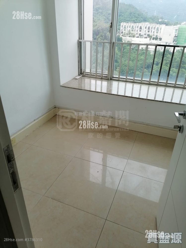 Festival City Sell 3 Bedrooms , 2 Bathrooms 842 ft²