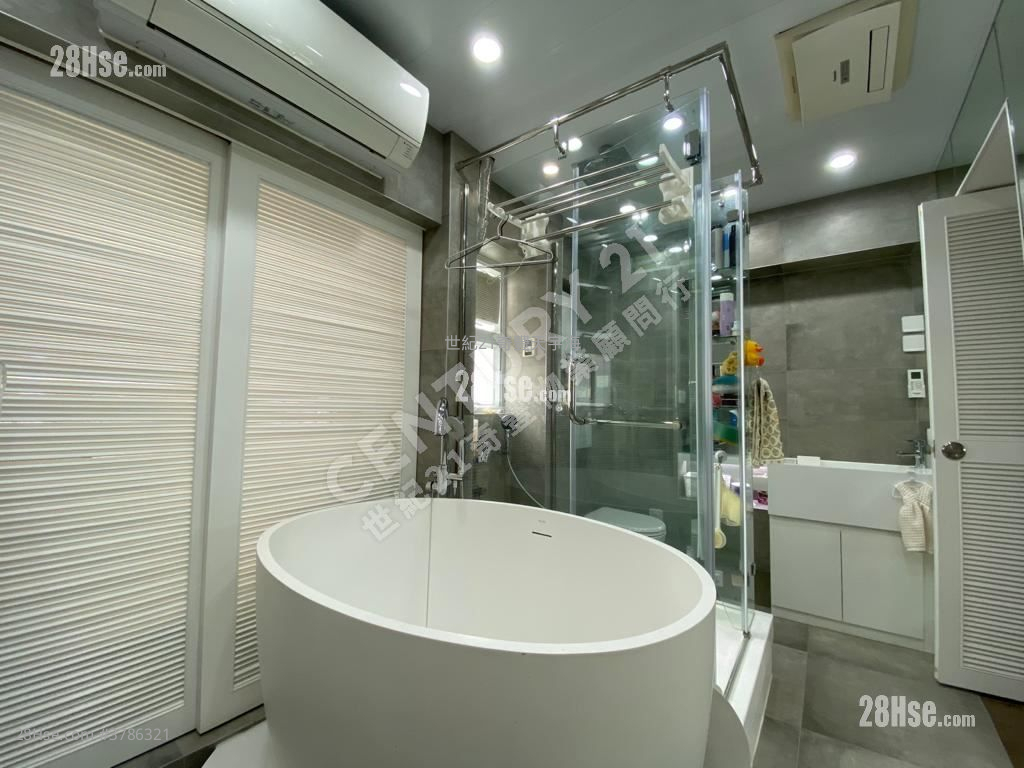 Sunshine City Sell 3 Bedrooms , 2 Bathrooms 932 ft²