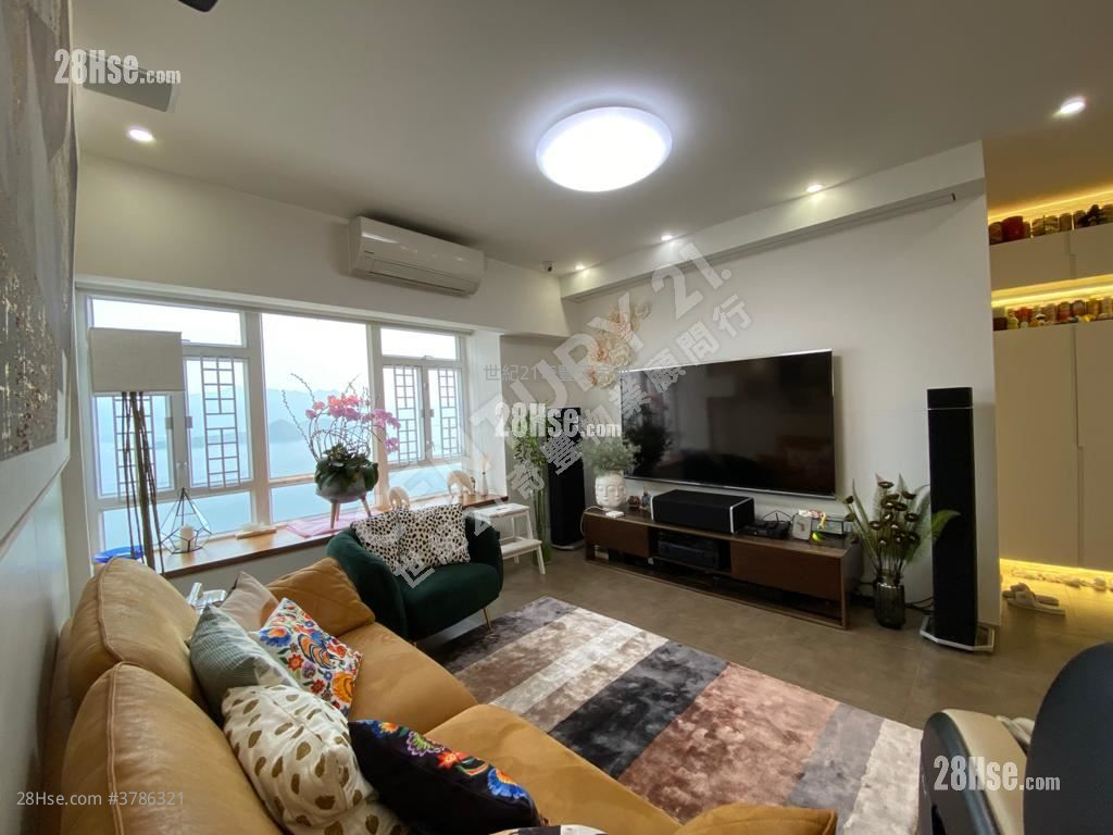 Sunshine City Sell 3 Bedrooms , 2 Bathrooms 932 ft²