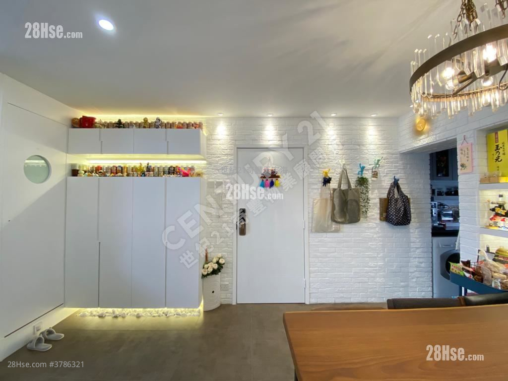 Sunshine City Sell 3 Bedrooms , 2 Bathrooms 932 ft²