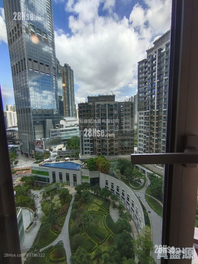 Parc City Sell 2 Bedrooms , 1 Bathroom 427 ft²