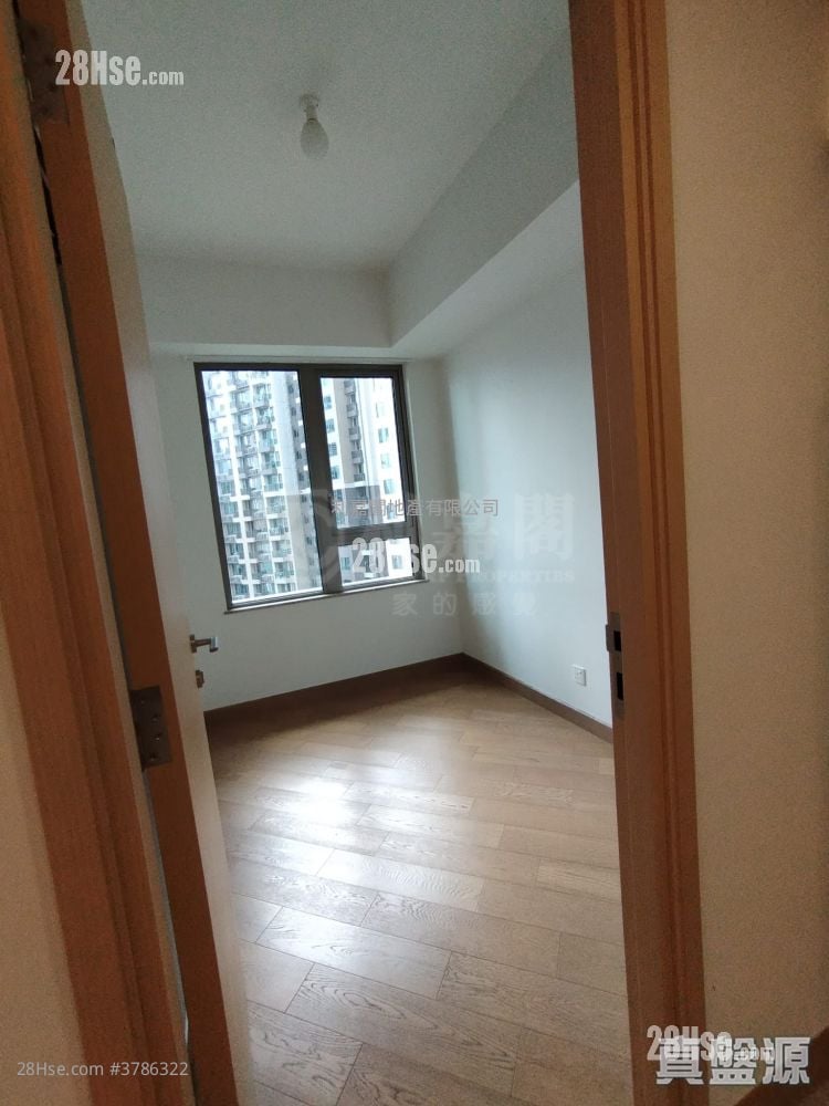 Parc City Sell 2 Bedrooms , 1 Bathroom 427 ft²