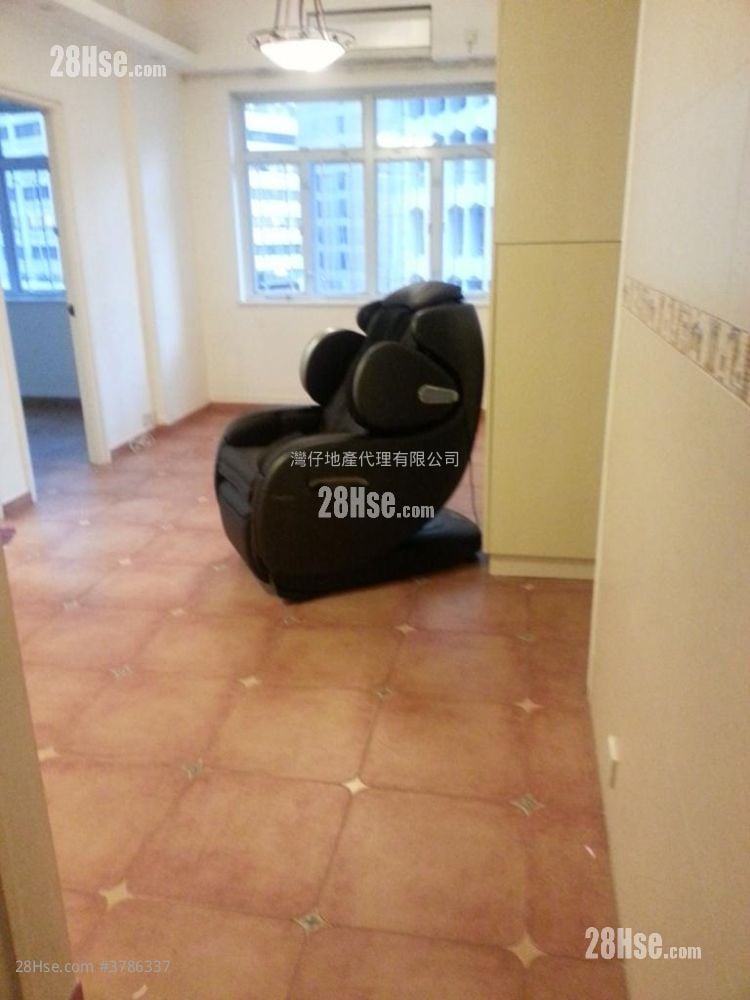 蟾宫大厦 售盘 4 房 , 2 浴室 763 平方尺