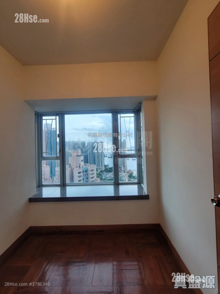 港湾豪庭 售盘 2 房 344 平方尺