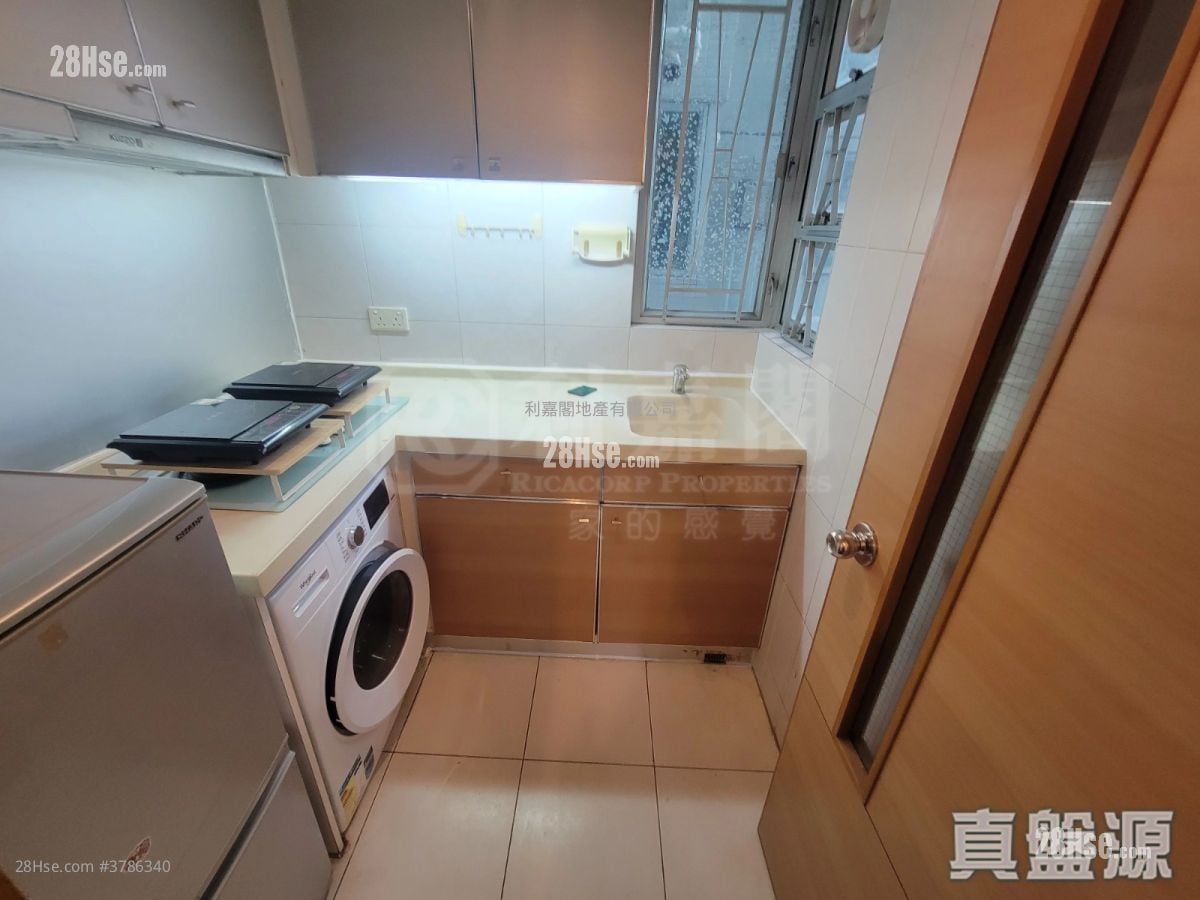 港湾豪庭 售盘 2 房 344 平方尺