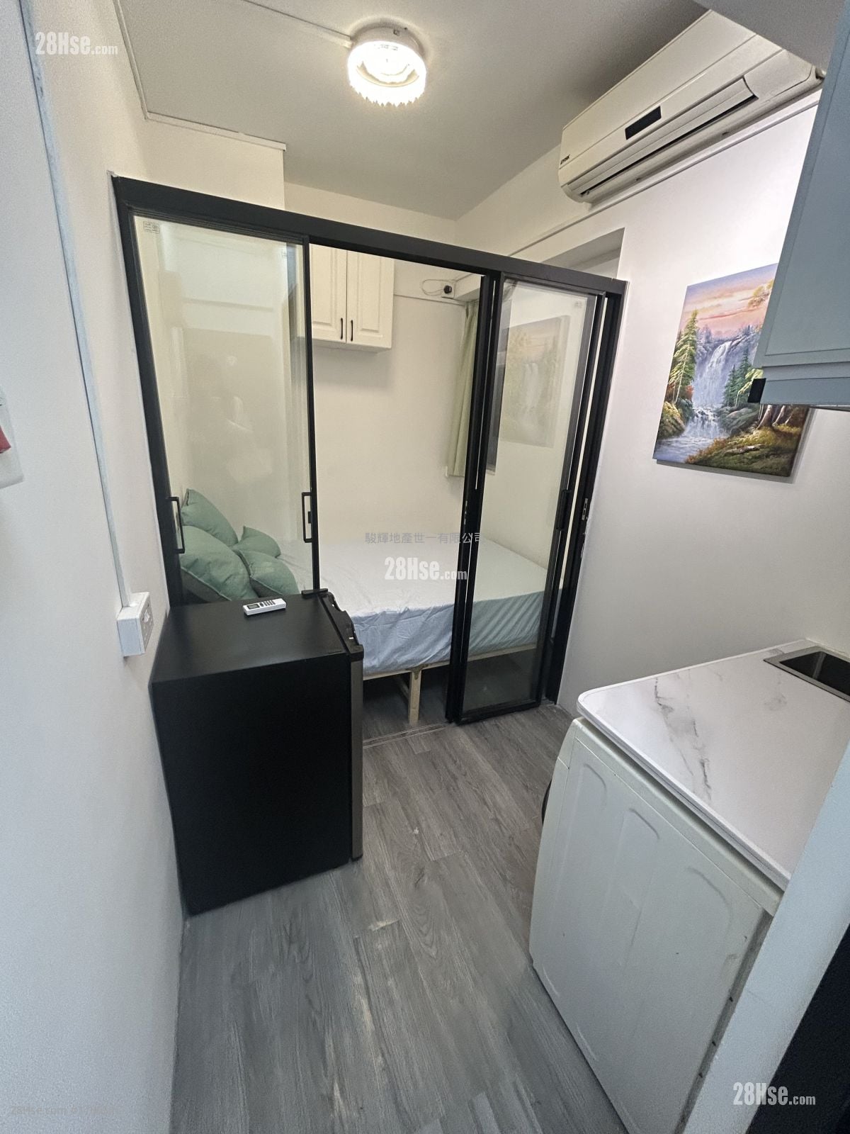 Wing Lee Building Rental 1 Bedroom , 1 Bathroom 180 ft²