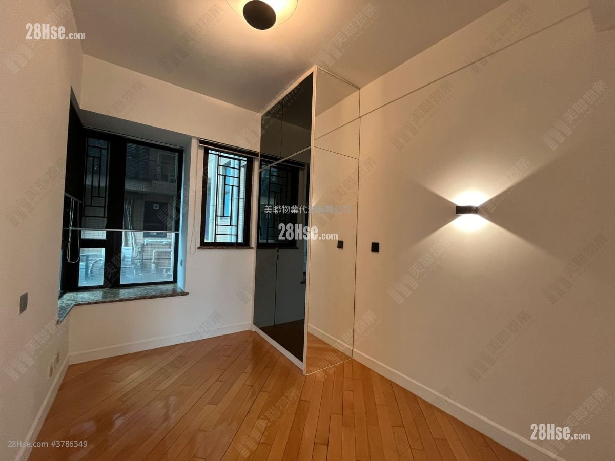 No.1 Ho Man Tin Hill Sell 4 Bedrooms , 3 Bathrooms 1,298 ft²