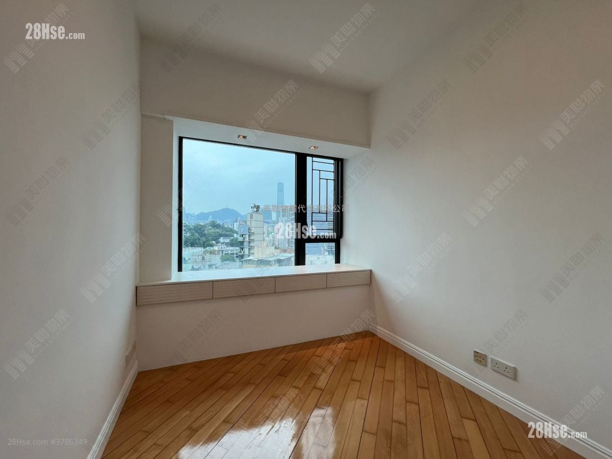 No.1 Ho Man Tin Hill Sell 4 Bedrooms , 3 Bathrooms 1,298 ft²