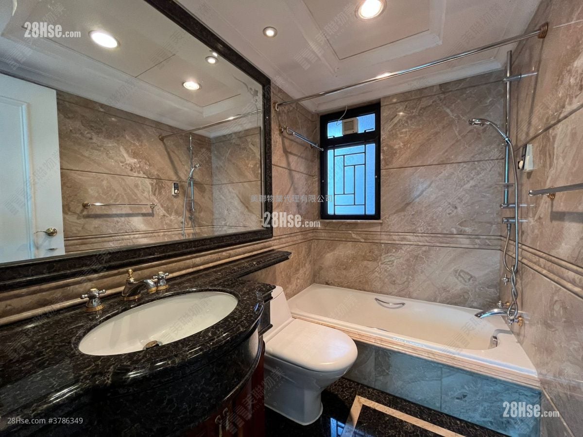 No.1 Ho Man Tin Hill Sell 4 Bedrooms , 3 Bathrooms 1,298 ft²