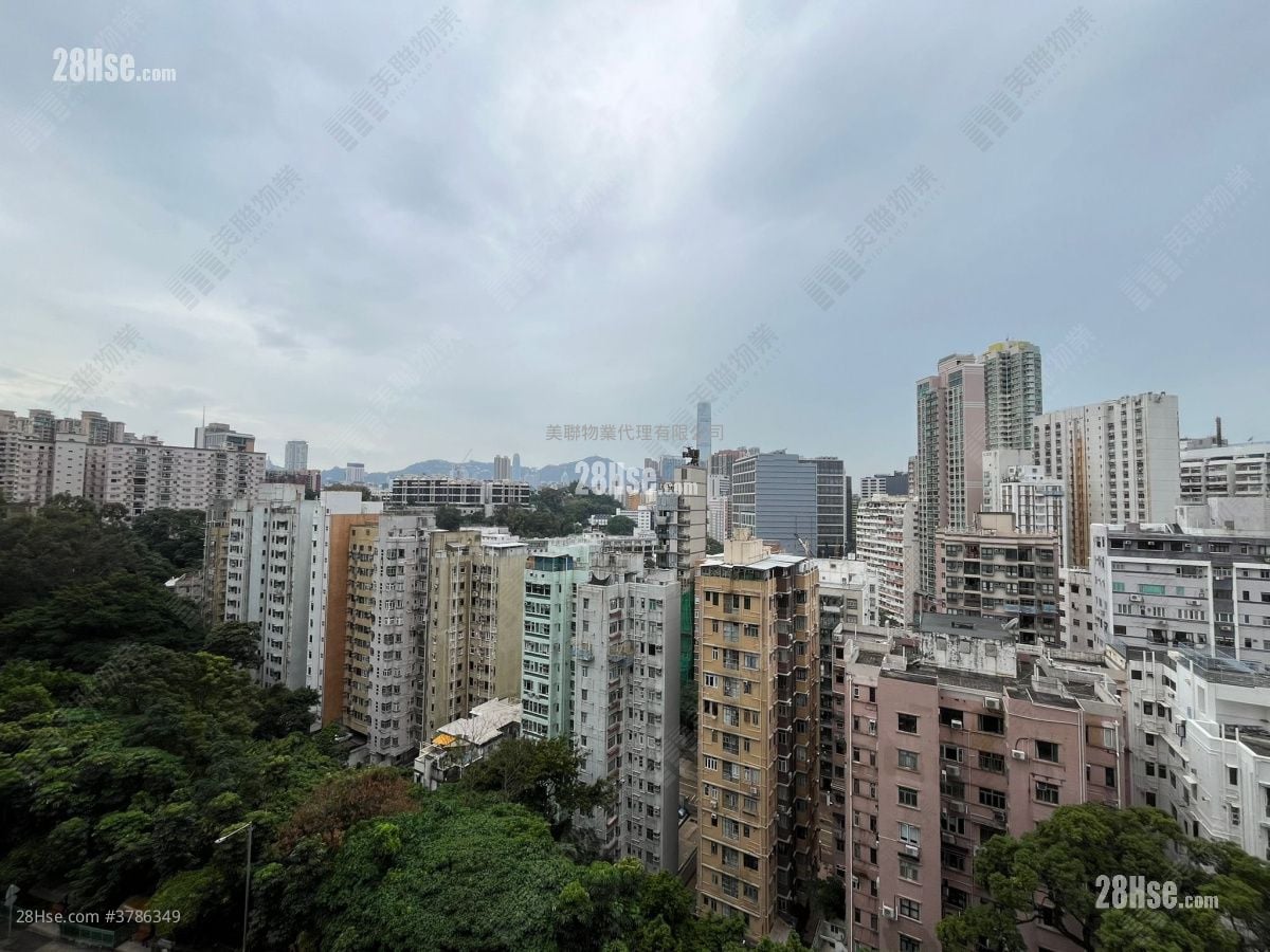 No.1 Ho Man Tin Hill Sell 4 Bedrooms , 3 Bathrooms 1,298 ft²