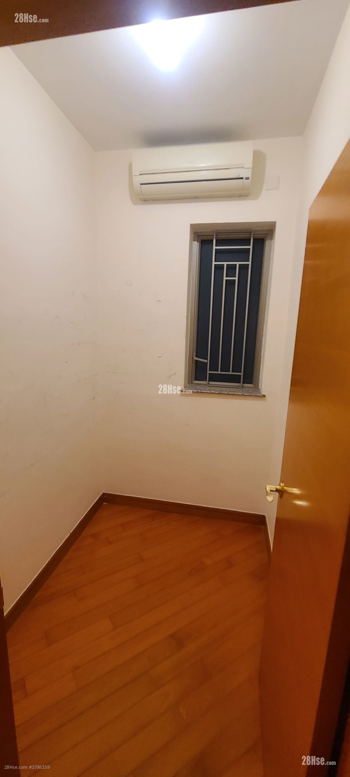 银湖天峰 租盘 615 平方尺