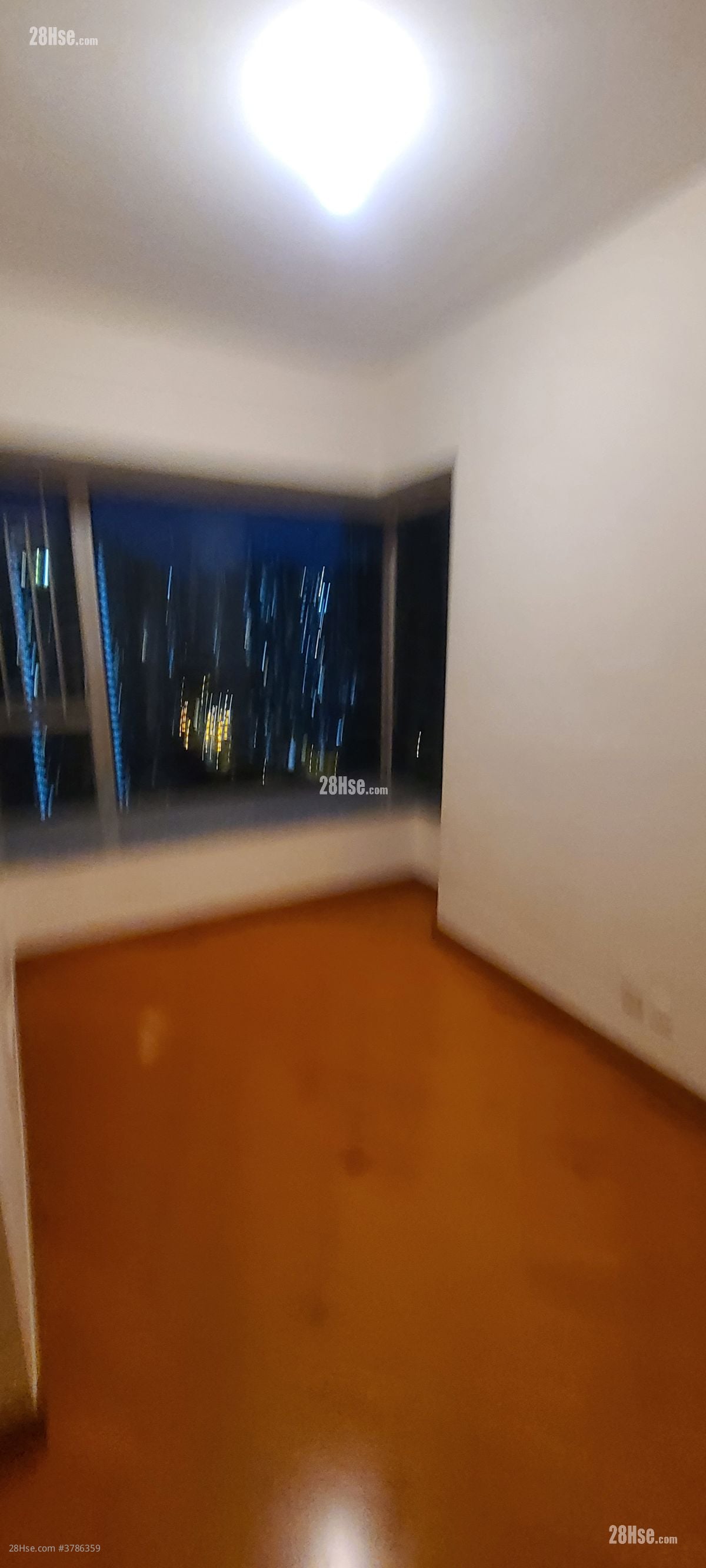 银湖天峰 租盘 615 平方尺