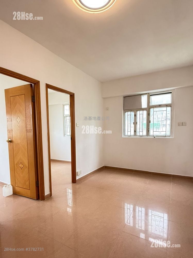 安康大厦 售盘 2 房 , 1 浴室 393 平方尺