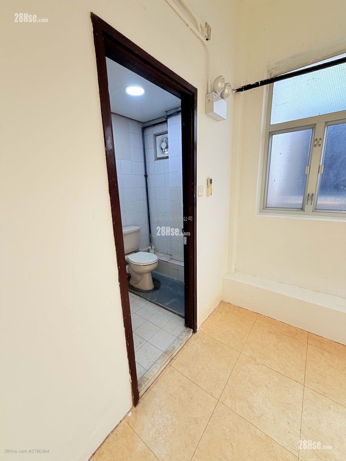 Lai Cheong Factory Building Rental Studio , 1 Toilet 1,100 ft²