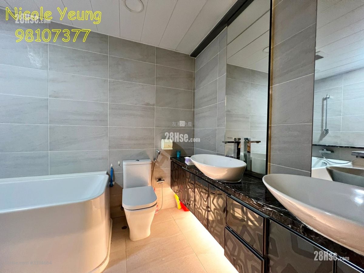 Conwell Villa Sell 3 Bedrooms , 4 Bathrooms 1,802 ft²